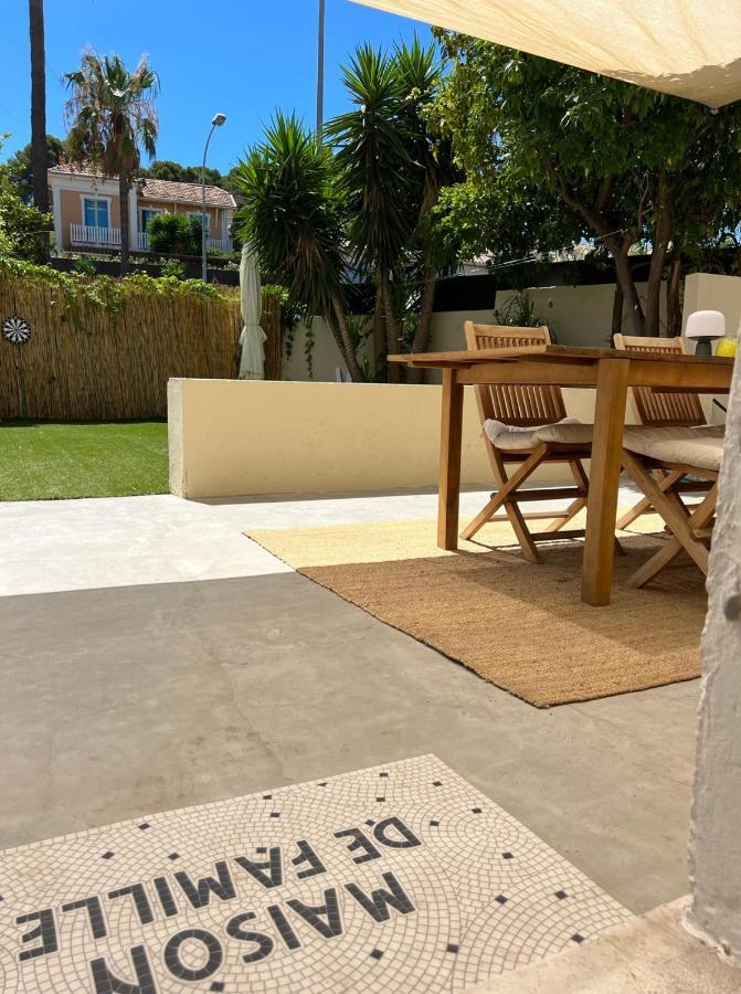 Casa Andrea Appartement Tout A Pied Avec Grand Jardin Sanary-sur-Mer Bagian luar foto