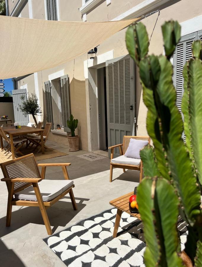 Casa Andrea Appartement Tout A Pied Avec Grand Jardin Sanary-sur-Mer Bagian luar foto
