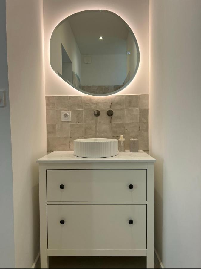 Casa Andrea Appartement Tout A Pied Avec Grand Jardin Sanary-sur-Mer Bagian luar foto
