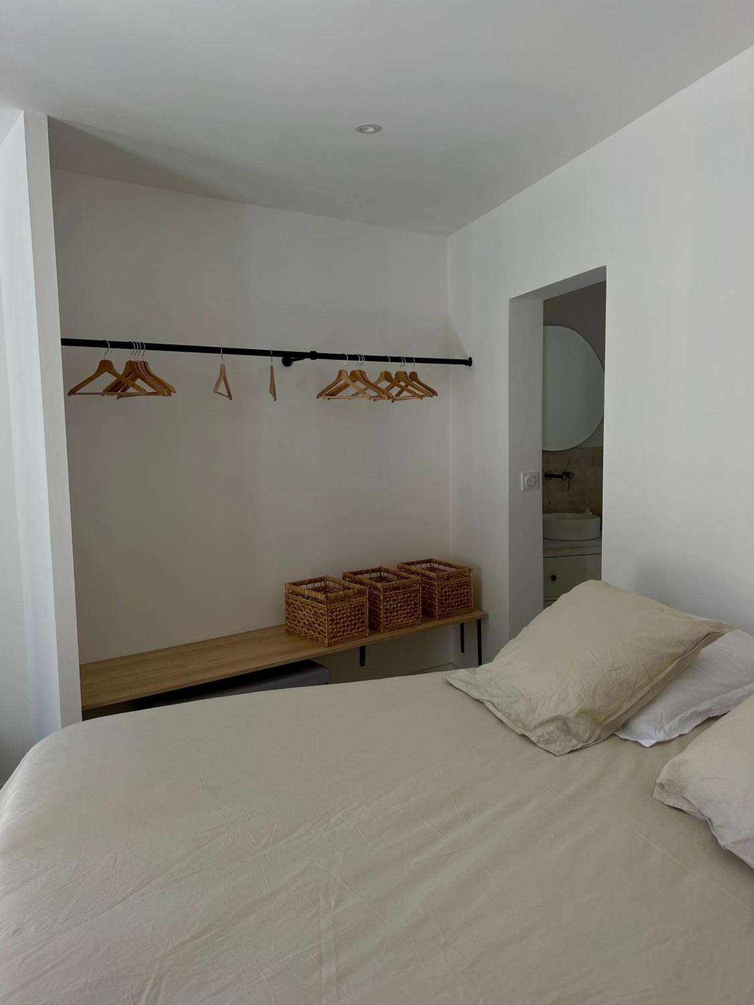 Casa Andrea Appartement Tout A Pied Avec Grand Jardin Sanary-sur-Mer Bagian luar foto